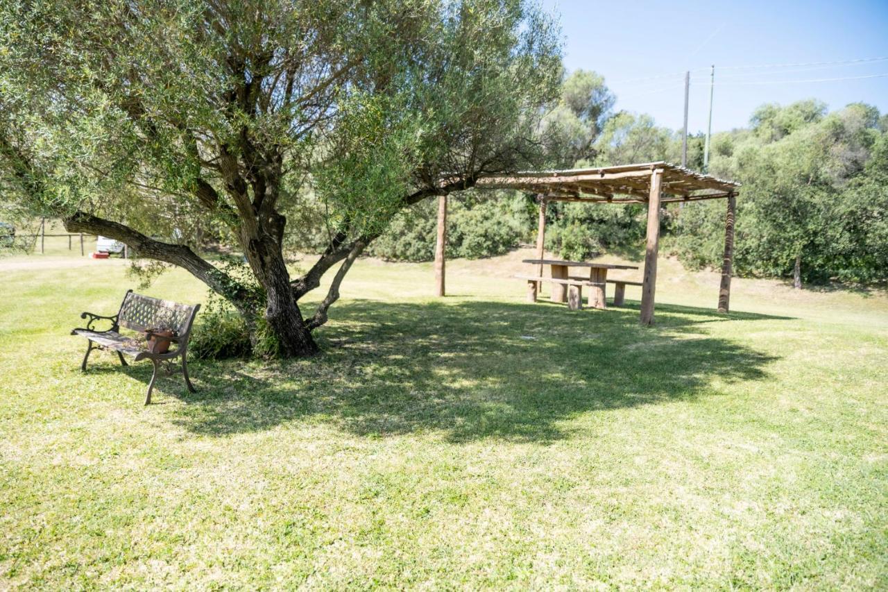 Agriturismo Sa Mendhula Cugnana Eksteriør billede