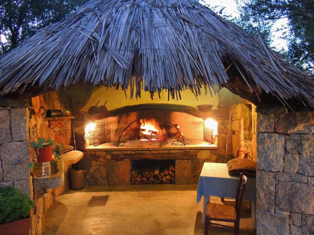 Agriturismo Sa Mendhula Cugnana Eksteriør billede
